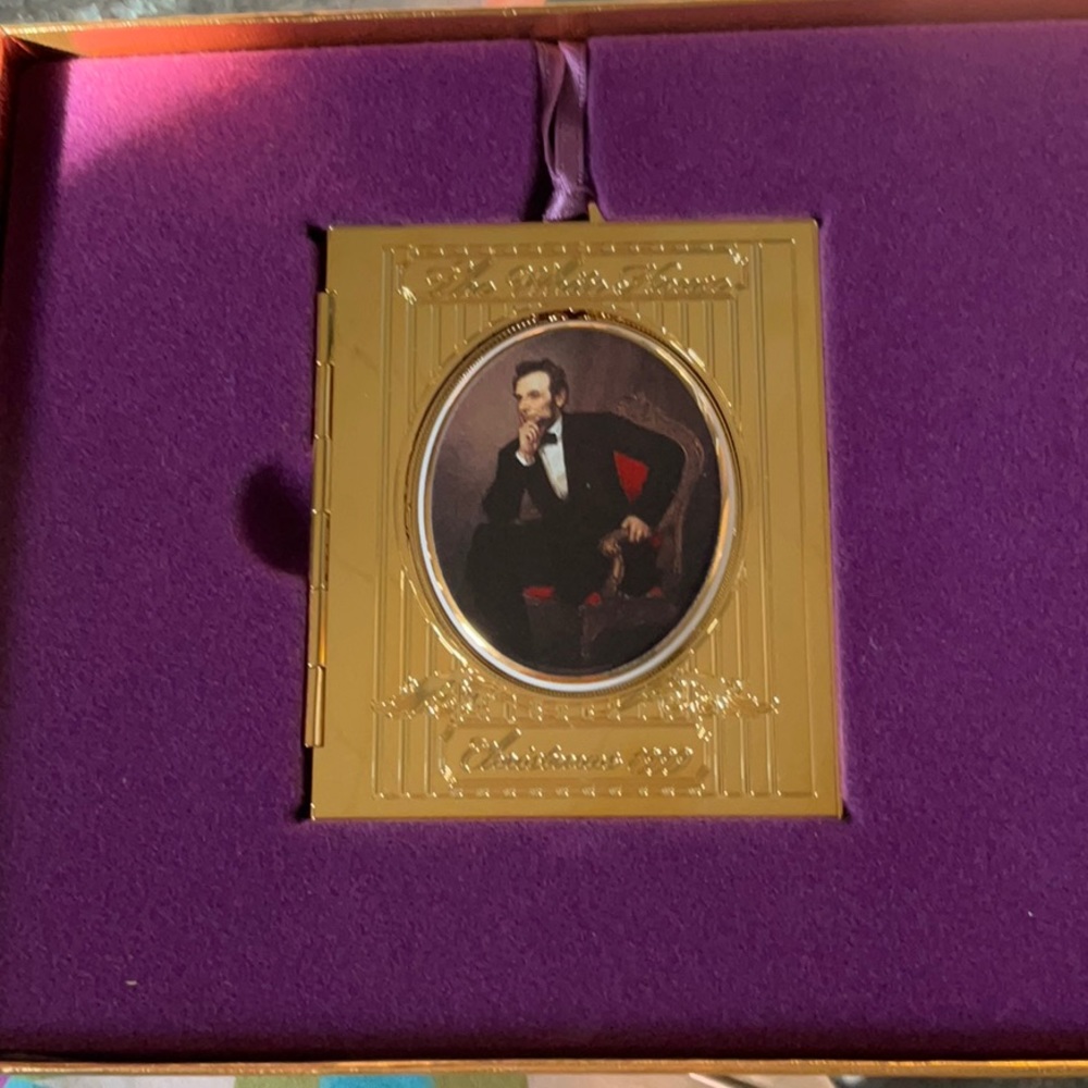 Christmas 1999 The White House Historical Association Ornament